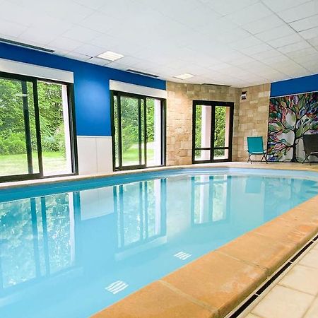 Logis Hotel - Restaurant Le Tulipier Vienne-le-Château المظهر الخارجي الصورة