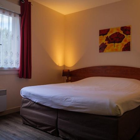 Logis Hotel - Restaurant Le Tulipier Vienne-le-Château المظهر الخارجي الصورة
