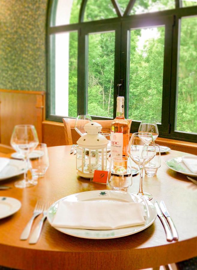 Logis Hotel - Restaurant Le Tulipier Vienne-le-Château المظهر الخارجي الصورة